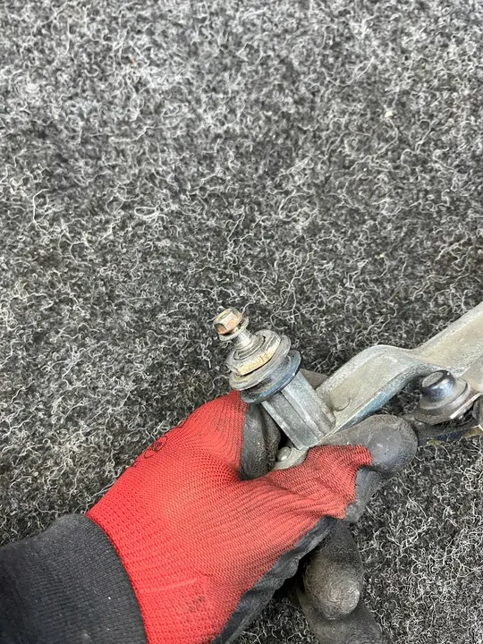 VW Golf II Pyyhkijän Moottorin Mekanismi 191955113A image 2