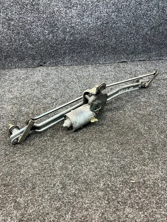 VW Golf II Pyyhkijän Moottorin Mekanismi 191955113A image 4