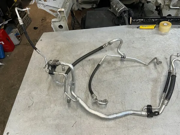 Ilmastointijohdot Setti Peugeot 3008 II 1.2 THP image 2