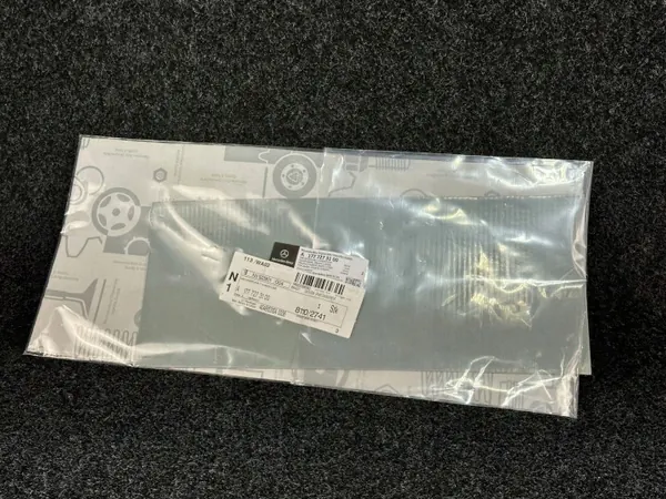 Isolation Acoustique Porte Mercedes Classe A W177 OEM A1777273100 image 2