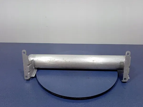 Maserati Levante Vorderer Luftfederungstank OEM 957067/Ambit image 3