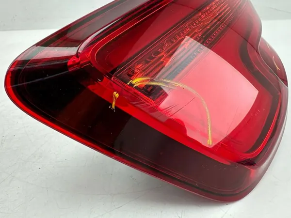 AUDI A3 8V5 Sedán Luz Trasera Izquierda image 5