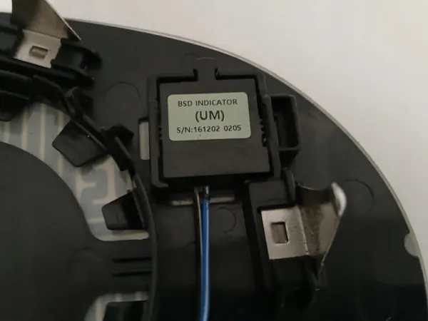 Insertion de rétroviseur gauche KIA SORENTO III 14-20 OEM image 4