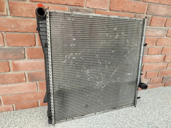 Vattenkylare BMW X5 E53 LIFT N62 4.4 7521765 image 9