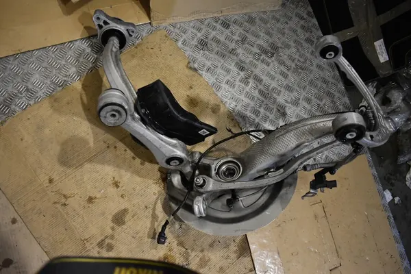 Sospensione Anteriore Destra Porsche Panamera 971 image 4