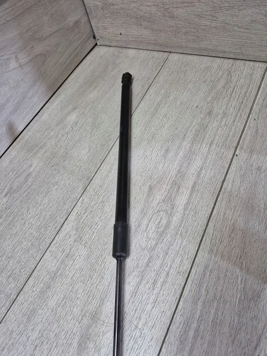 Vänster baklucka aktuator Mercedes GLC A2539800300 image 3