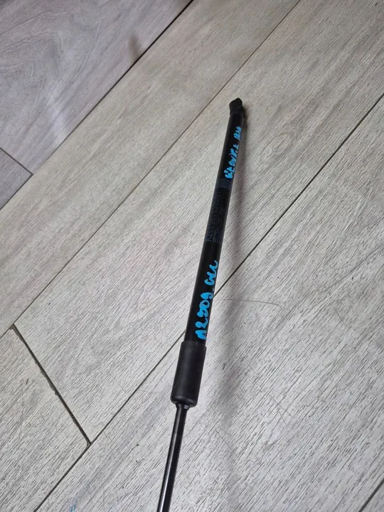 Vänster baklucka aktuator Mercedes GLC A2539800300 image 4