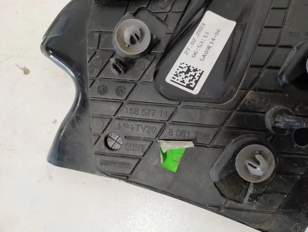 BMW G26 Luftintag Höger Framskärm OEM 8081708 image 3