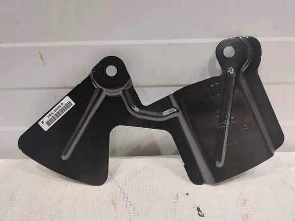 Ford Mustang VI 2017 Bouclier frein droit OEM FR3C2K004D image 2