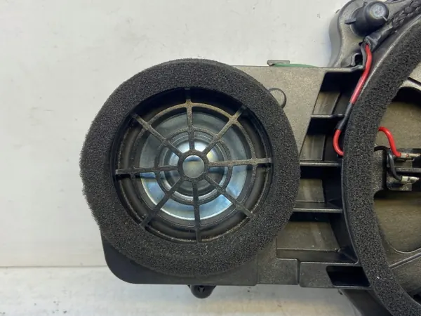 Système audio OEM A2048205002 pour Mercedes-Benz C W204 image 4