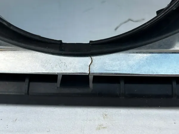 VW Touareg 7L Front Grill A-NEX image 5