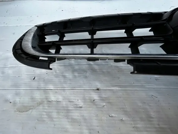 VW Touareg 7L Front Grill A-NEX image 7