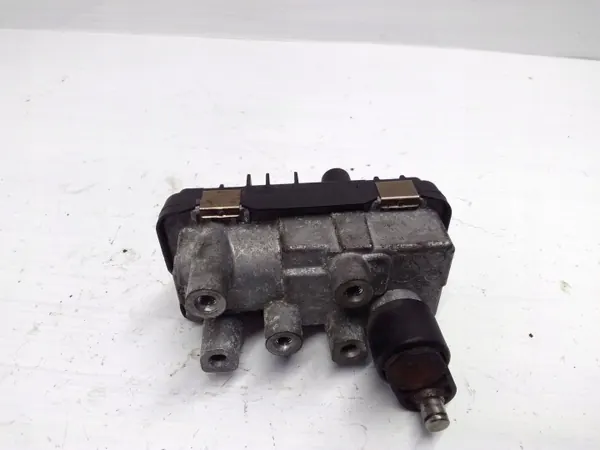 BMW Turboaktoori OEM 4933519411 5-sarja F10/F11 image 3