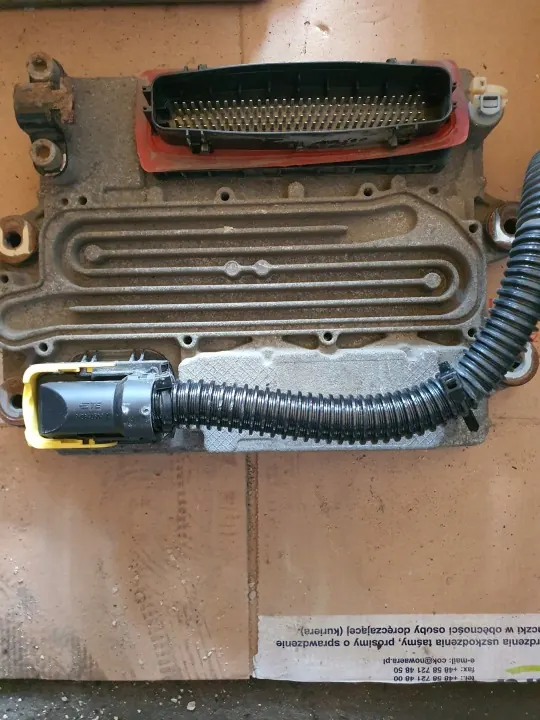 Mercedes Atego AdBlue-ohjain OEM A0004466754 image 2
