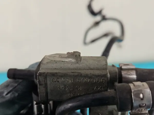 Válvula de Vácuo Porsche Cayenne II 4.8 V8 Turbo OEM 72290800 image 9