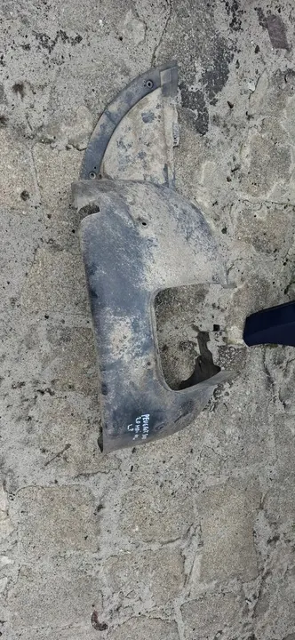 Front Left Wheel Arch Peugeot 307 02R image 3