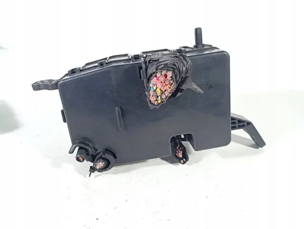 Hyundai Getz säkringslåda OEM M1S248 DOM 00020502 image 4