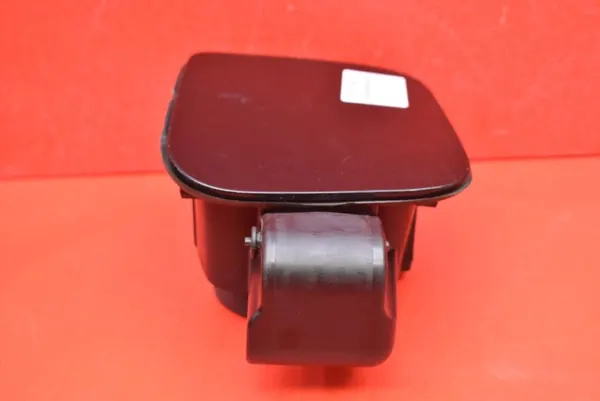 Polttoainekansi OEM 81596-3Z000 Hyundai i40:lle 2011-2015 image 6
