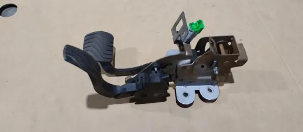 Gaspedal Bremspedal OEM 180204806R, 180022038R image 2