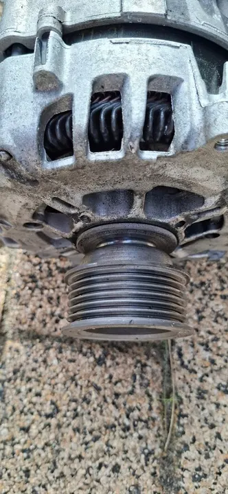 AUDI A4 A5 A6 A7 Q5 Vaihtovirtageneraattori 06L903018G image 3