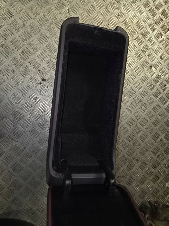 Accoudoir console centrale Mercedes-Benz A W168 OEM YWQ2195 image 3