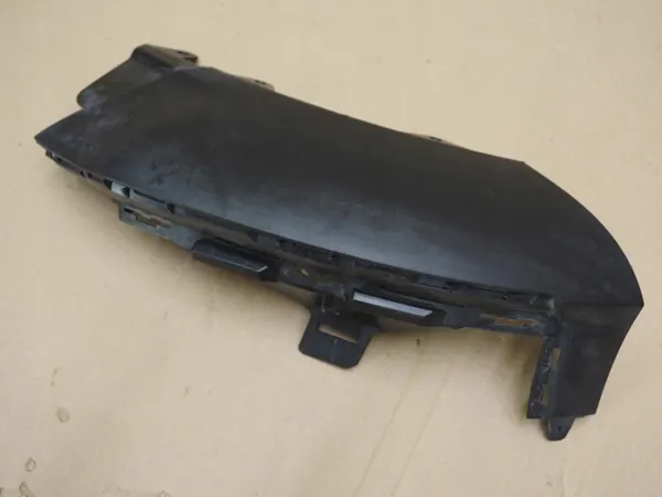 Mercedes GLC W253 Onderste rechter bumpercover OEM A2538858000 image 2