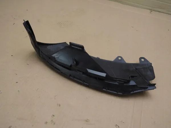 Mercedes GLC W253 Onderste rechter bumpercover OEM A2538858000 image 10