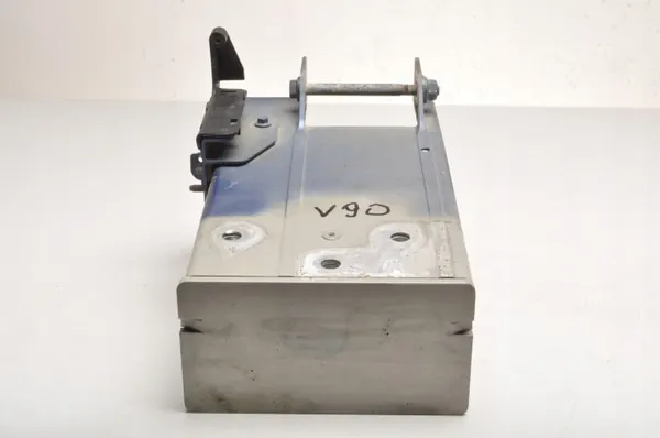 Volvo S90 V90 II Knautschzone Halterung OEM 31386940 image 3