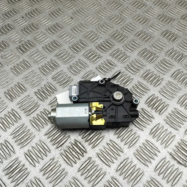 Moteur de toit ouvrant OEM JPLA53508CA pour Range Rover image 2