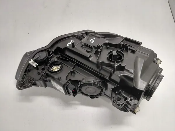 Faros izquierdo Xenon LED Audi A3 8V Sedan OEM image 3