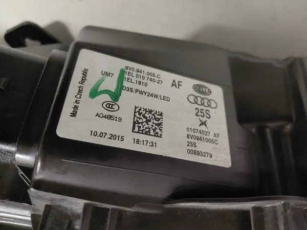 Faros izquierdo Xenon LED Audi A3 8V Sedan OEM image 4