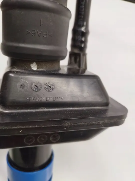 Goulotte AdBlue KIA Sportage image 4