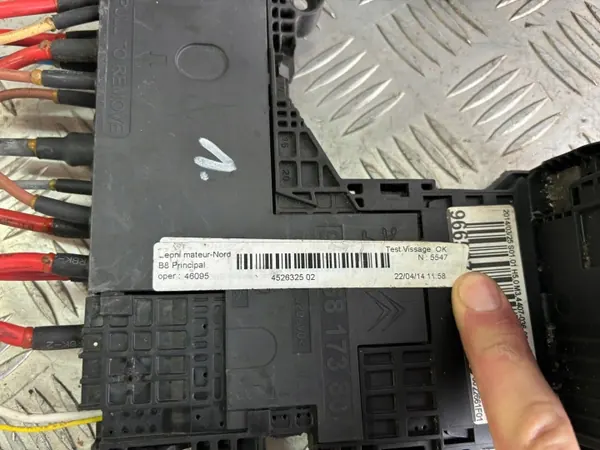 Módulo Voltaje Batería OEM 9665878380 para Citroen image 3