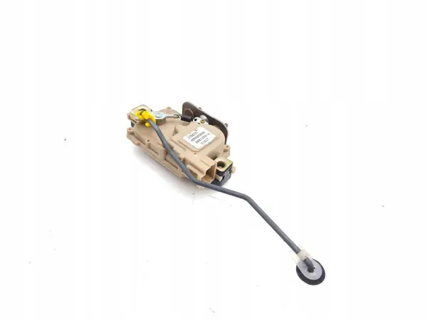 Nissan 350Z 2004 Kofferbaksluiting actuator OEM 90550CD000 image 3