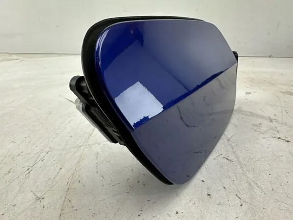 Volkswagen Golf VIII 2023 Bränsletanklock image 7