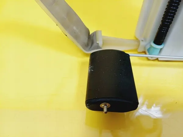 Bomba de Combustível Kia Carens III 2.0 16V 31110-1D000 image 6