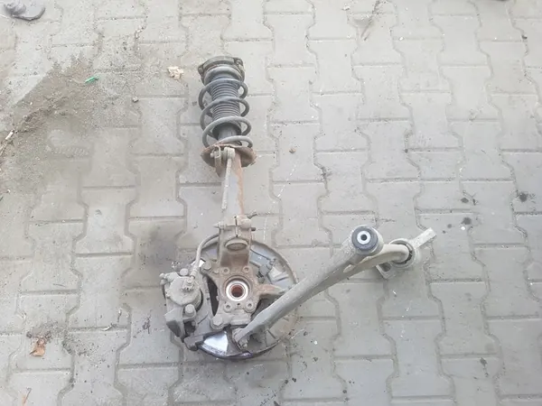 VW TIGUAN I 5N 2.0 TDI Ammortizzatore Destro image 4