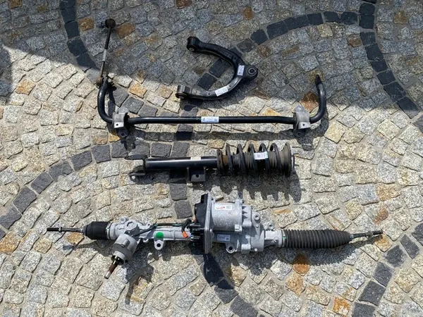 TESLA MODEL 3 Collegamento Stabilizzatore Anteriore 1144381-00-C image 2