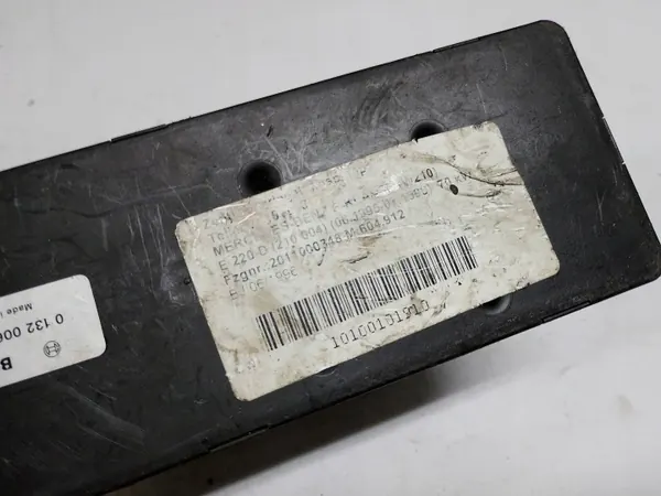Pompe de verrouillage central Mercedes OEM 0132006339 image 6