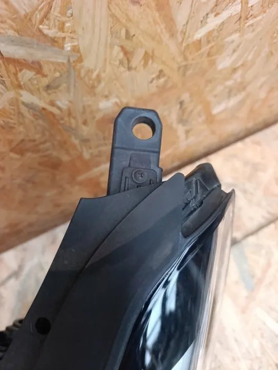 Farol esquerdo Hyundai Tucson III 2018 - OEM: MNJKO image 2