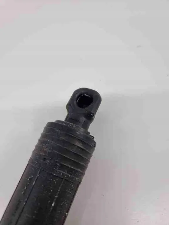 Oikea tavaratilan nostin PORSCHE MACAN 95B 95B827851G image 3