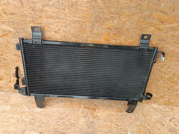 Mazda OE GJ6A-61480-A Ilmastointikondensaattori image 2