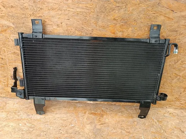 Mazda OE GJ6A-61480-A Ilmastointikondensaattori image 3