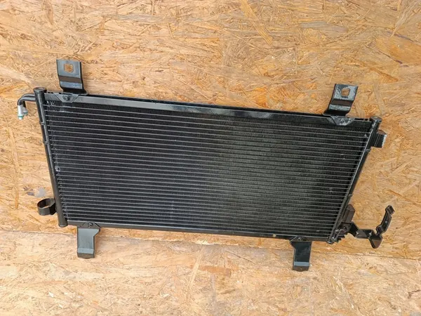 Mazda OE GJ6A-61480-A Ilmastointikondensaattori image 4