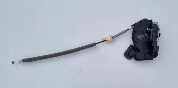 Fram höger dörrlås Audi Q4 e-tron image 4