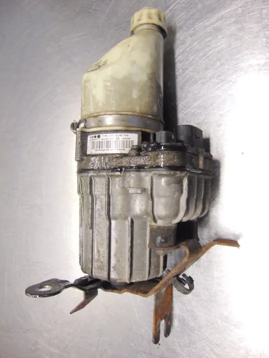 Pompe de direction OEM 13192897 pour Opel Astra III H image 2