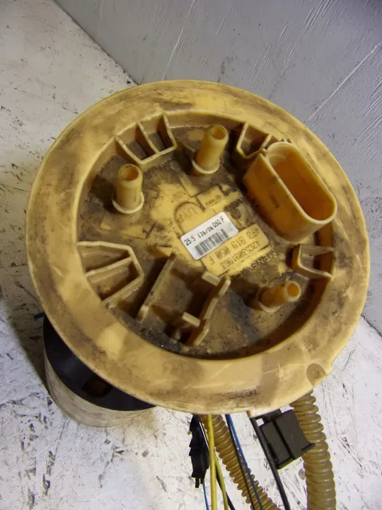 Bomba de combustível Audi A6 C6 OE 4F0919050F image 2