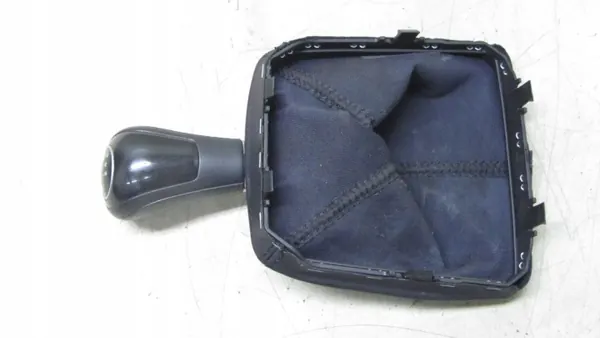 Pomo de cambio Mercedes W205 OEM 047/029 - Usado image 4