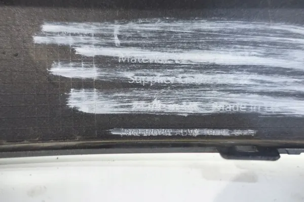 OEM J8A2-17D781-ABW Bakre stötfångare övre list - Range Rover Velar image 9