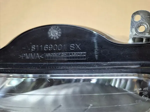 Farol esquerdo Fiat Panda 3 CROSS 2012-2022 image 5